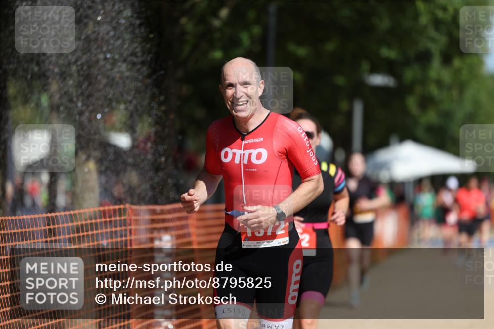 07.09.2025 - 19. Norderstedt Triathlon Michael Strokosch http://msf.ph/oto/8795825 07.09.2025 12:18:36 Laufen 822, 1159, 1300, 1372 meine-sportfotos.de