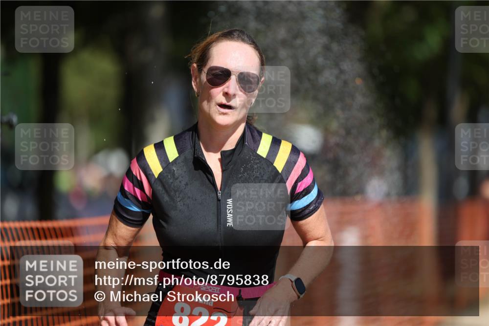 07.09.2025 - 19. Norderstedt Triathlon Michael Strokosch http://msf.ph/oto/8795838 07.09.2025 12:18:38 Laufen 822, 1159, 1372 meine-sportfotos.de
