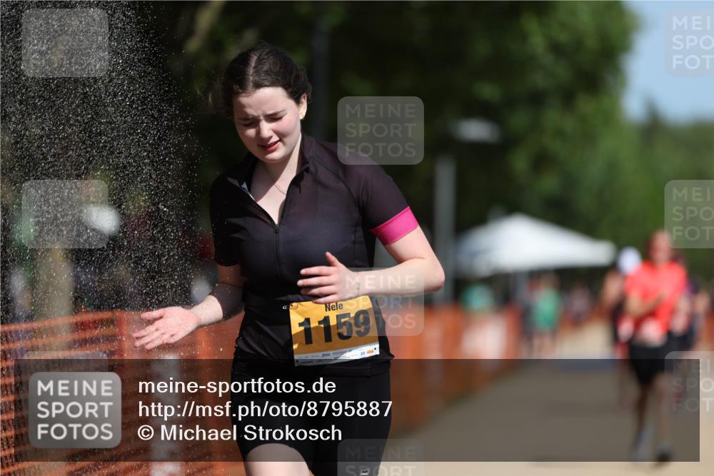 07.09.2025 - 19. Norderstedt Triathlon Michael Strokosch http://msf.ph/oto/8795887 07.09.2025 12:18:43 Laufen 803, 1159 meine-sportfotos.de