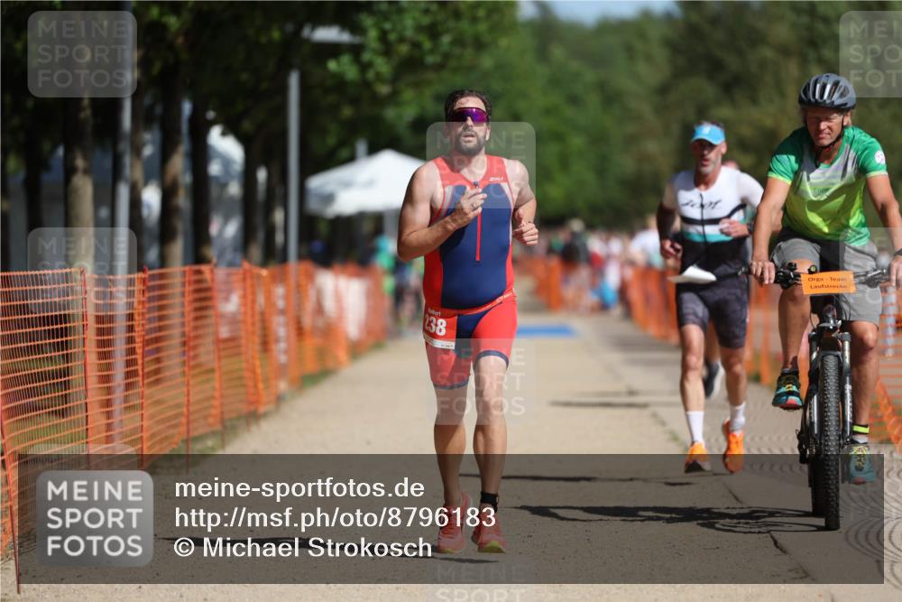 07.09.2025 - 19. Norderstedt Triathlon Michael Strokosch http://msf.ph/oto/8796183 07.09.2025 11:54:31 Laufen 238, 819, 984, 1189 meine-sportfotos.de