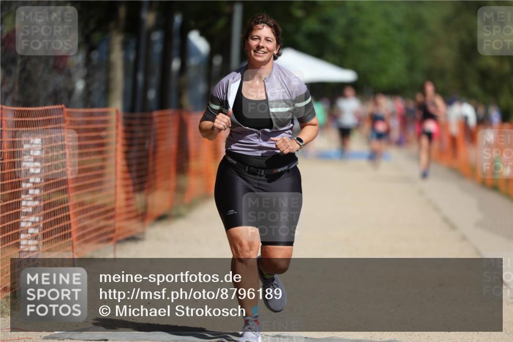 07.09.2025 - 19. Norderstedt Triathlon Michael Strokosch http://msf.ph/oto/8796189 07.09.2025 12:19:18 Laufen 1286 meine-sportfotos.de