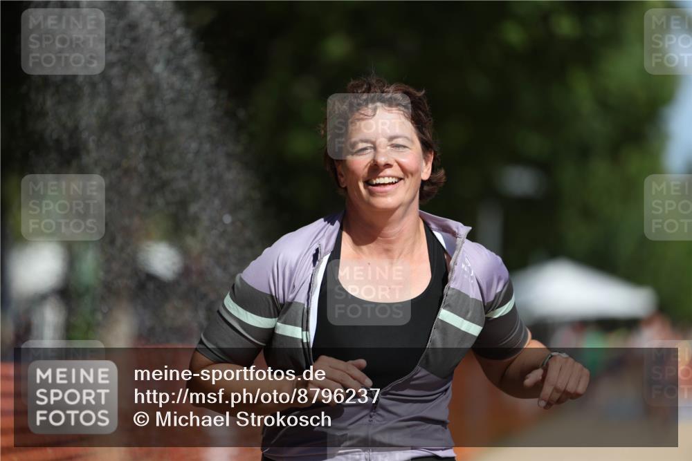 07.09.2025 - 19. Norderstedt Triathlon Michael Strokosch http://msf.ph/oto/8796237 07.09.2025 12:19:20 Laufen 1286 meine-sportfotos.de