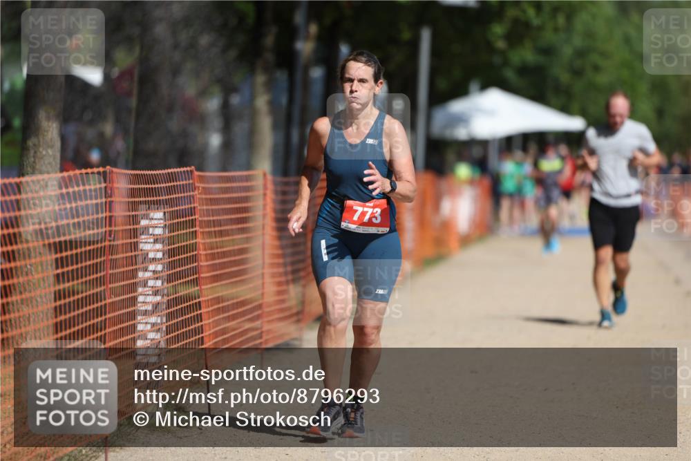07.09.2025 - 19. Norderstedt Triathlon Michael Strokosch http://msf.ph/oto/8796293 07.09.2025 12:19:33 Laufen 773, 801, 1333 meine-sportfotos.de