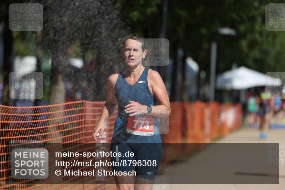 07.09.2025 - 19. Norderstedt Triathlon Michael Strokosch http://msf.ph/oto/8796308 07.09.2025 12:19:35 Laufen 773, 801, 1333 meine-sportfotos.de
