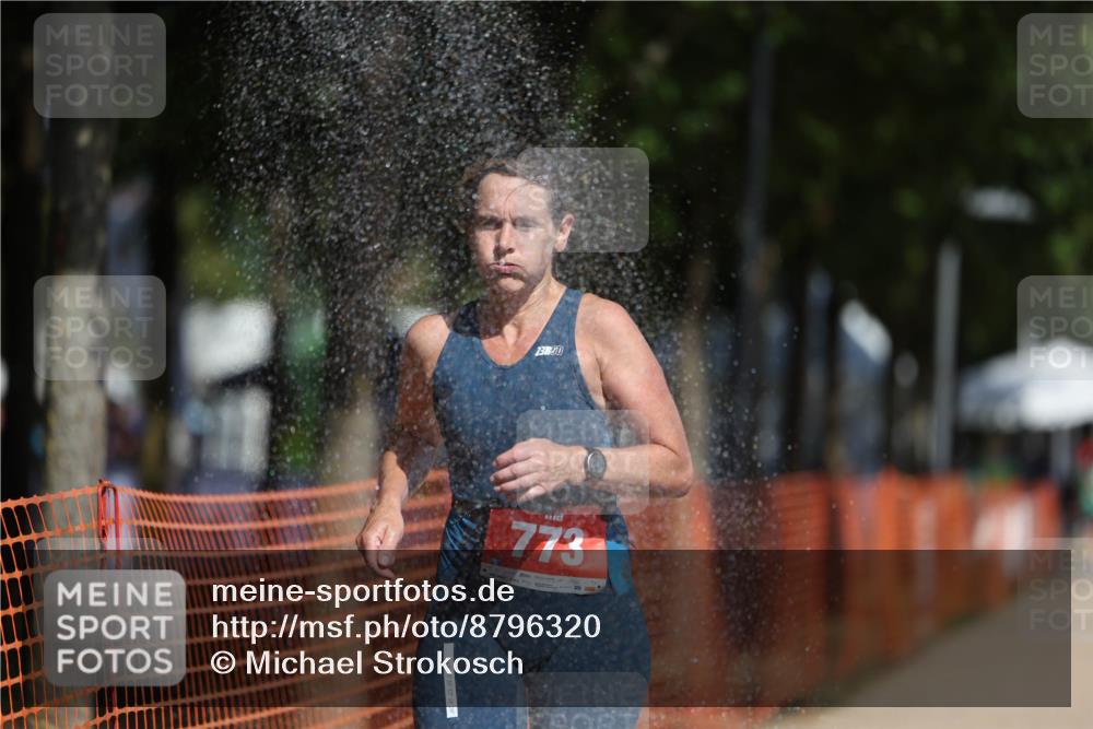 07.09.2025 - 19. Norderstedt Triathlon Michael Strokosch http://msf.ph/oto/8796320 07.09.2025 12:19:35 Laufen 773, 801, 1333 meine-sportfotos.de