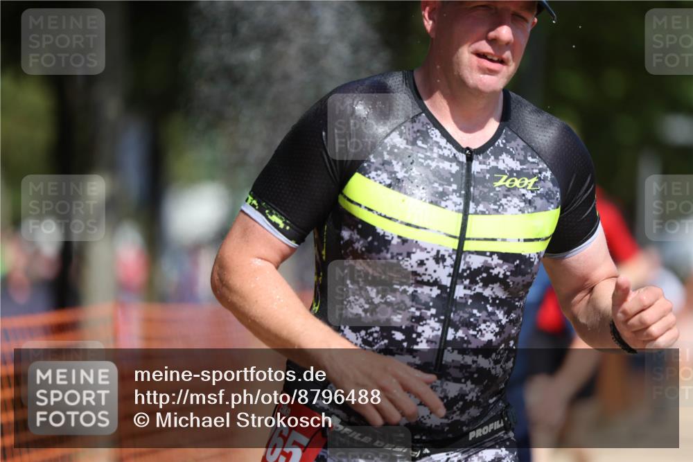 07.09.2025 - 19. Norderstedt Triathlon Michael Strokosch http://msf.ph/oto/8796488 07.09.2025 12:19:50 Laufen 215, 791, 815, 837, 862, 1265 meine-sportfotos.de
