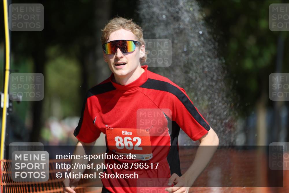 07.09.2025 - 19. Norderstedt Triathlon Michael Strokosch http://msf.ph/oto/8796517 07.09.2025 12:19:53 Laufen 215, 791, 815, 837, 862, 1265 meine-sportfotos.de