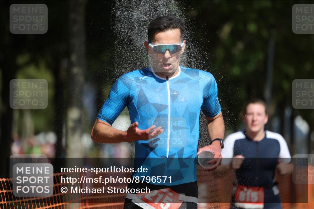 07.09.2025 - 19. Norderstedt Triathlon Michael Strokosch http://msf.ph/oto/8796571 07.09.2025 12:19:57 Laufen 215, 791, 815, 1225 meine-sportfotos.de