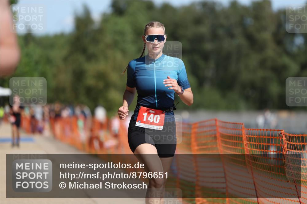 07.09.2025 - 19. Norderstedt Triathlon Michael Strokosch http://msf.ph/oto/8796651 07.09.2025 12:20:07 Laufen 140, 1225, 1278 meine-sportfotos.de