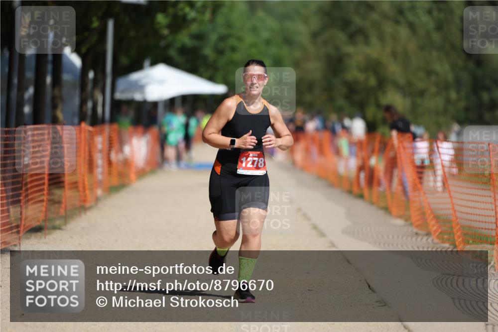07.09.2025 - 19. Norderstedt Triathlon Michael Strokosch http://msf.ph/oto/8796670 07.09.2025 12:20:10 Laufen 140, 1278 meine-sportfotos.de