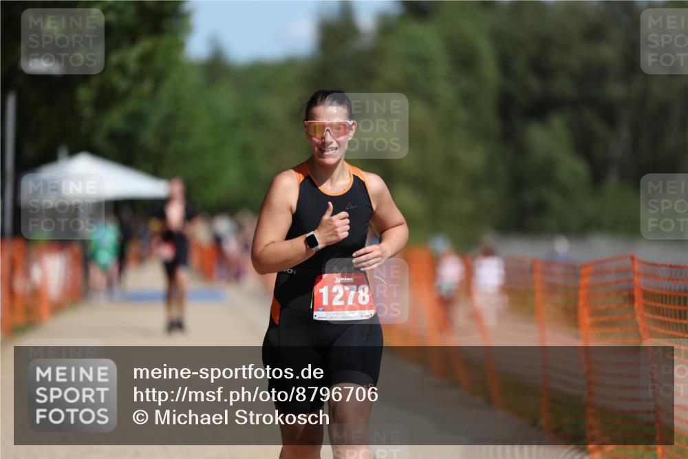 07.09.2025 - 19. Norderstedt Triathlon Michael Strokosch http://msf.ph/oto/8796706 07.09.2025 12:20:12 Laufen 140, 1278 meine-sportfotos.de