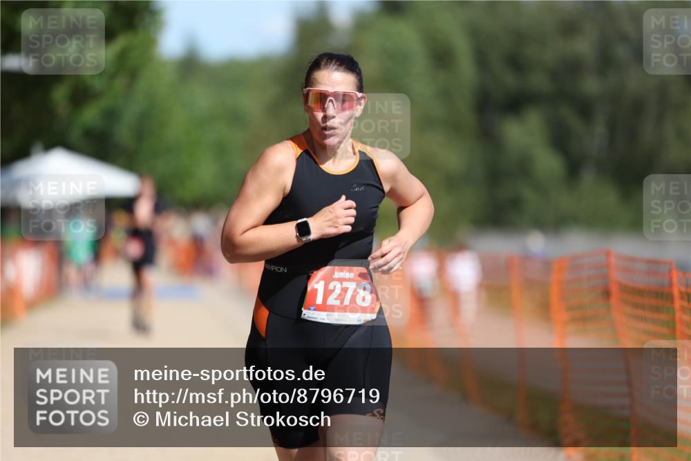 07.09.2025 - 19. Norderstedt Triathlon Michael Strokosch http://msf.ph/oto/8796719 07.09.2025 12:20:13 Laufen 1278 meine-sportfotos.de