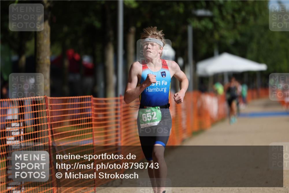 07.09.2025 - 19. Norderstedt Triathlon Michael Strokosch http://msf.ph/oto/8796743 07.09.2025 10:52:29 Laufen 84, 652 meine-sportfotos.de