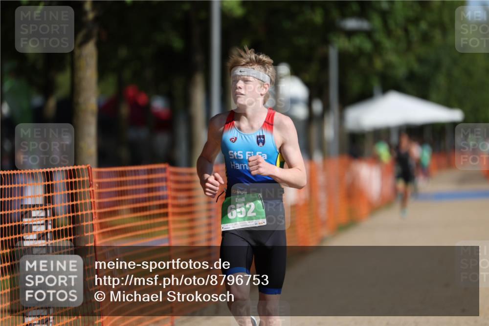 07.09.2025 - 19. Norderstedt Triathlon Michael Strokosch http://msf.ph/oto/8796753 07.09.2025 10:52:29 Laufen 84, 652 meine-sportfotos.de