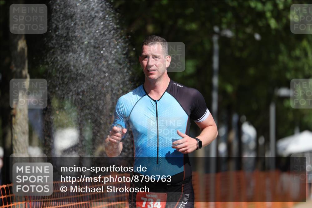 07.09.2025 - 19. Norderstedt Triathlon Michael Strokosch http://msf.ph/oto/8796763 07.09.2025 11:55:31 Laufen 228, 734, 1164, 1173 meine-sportfotos.de