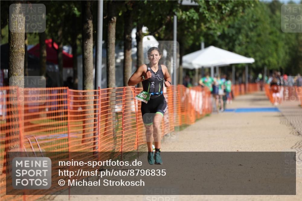 07.09.2025 - 19. Norderstedt Triathlon Michael Strokosch http://msf.ph/oto/8796835 07.09.2025 10:52:36 Laufen 690 meine-sportfotos.de