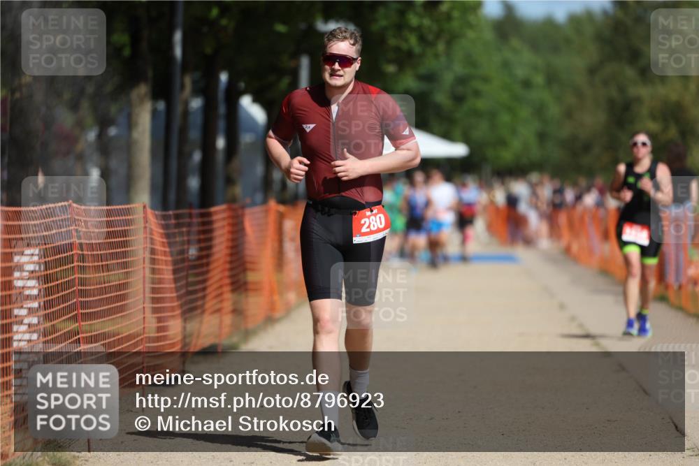 07.09.2025 - 19. Norderstedt Triathlon Michael Strokosch http://msf.ph/oto/8796923 07.09.2025 12:20:59 Laufen 280, 1258, 1368 meine-sportfotos.de