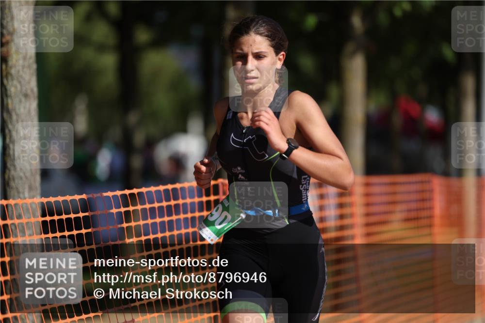07.09.2025 - 19. Norderstedt Triathlon Michael Strokosch http://msf.ph/oto/8796946 07.09.2025 10:52:39 Laufen 690 meine-sportfotos.de