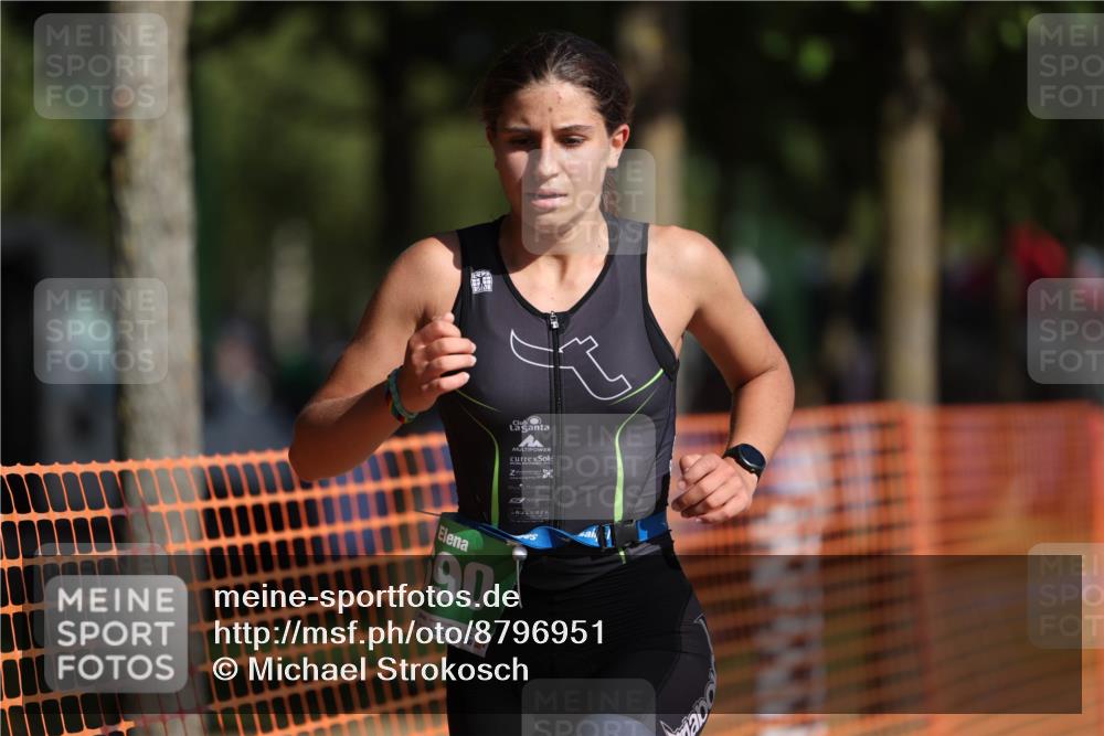 07.09.2025 - 19. Norderstedt Triathlon Michael Strokosch http://msf.ph/oto/8796951 07.09.2025 10:52:39 Laufen 690 meine-sportfotos.de