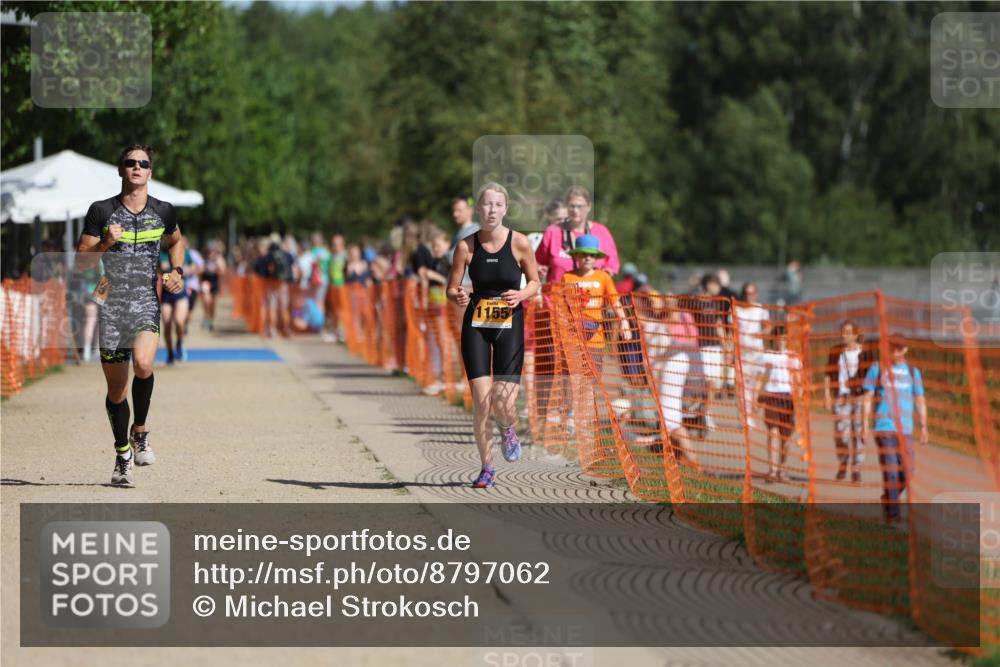 07.09.2025 - 19. Norderstedt Triathlon Michael Strokosch http://msf.ph/oto/8797062 07.09.2025 11:56:25 Laufen 1155, 1175 meine-sportfotos.de