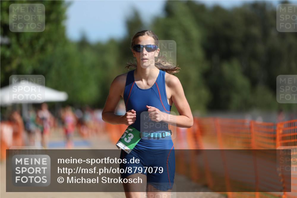 07.09.2025 - 19. Norderstedt Triathlon Michael Strokosch http://msf.ph/oto/8797079 07.09.2025 10:53:34 Laufen 653, 684 meine-sportfotos.de
