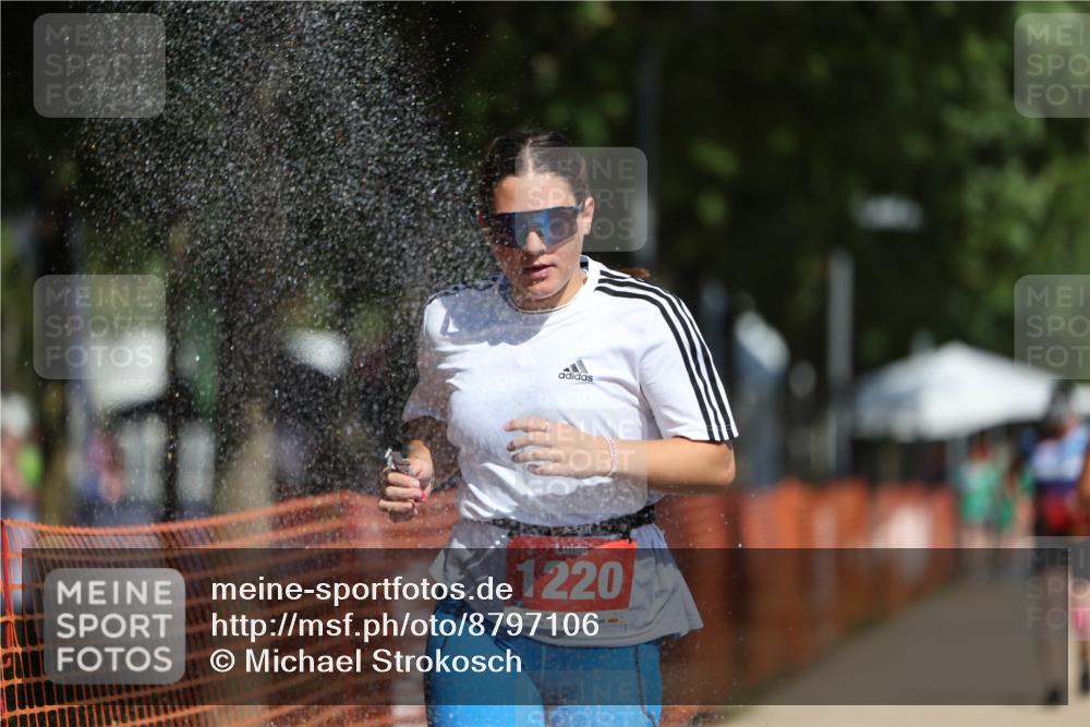 07.09.2025 - 19. Norderstedt Triathlon Michael Strokosch http://msf.ph/oto/8797106 07.09.2025 12:21:16 Laufen 168, 845, 1220 meine-sportfotos.de