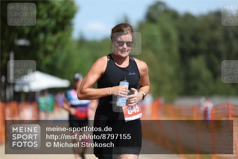07.09.2025 - 19. Norderstedt Triathlon Michael Strokosch http://msf.ph/oto/8797155 07.09.2025 12:21:20 Laufen 233, 845, 1220 meine-sportfotos.de