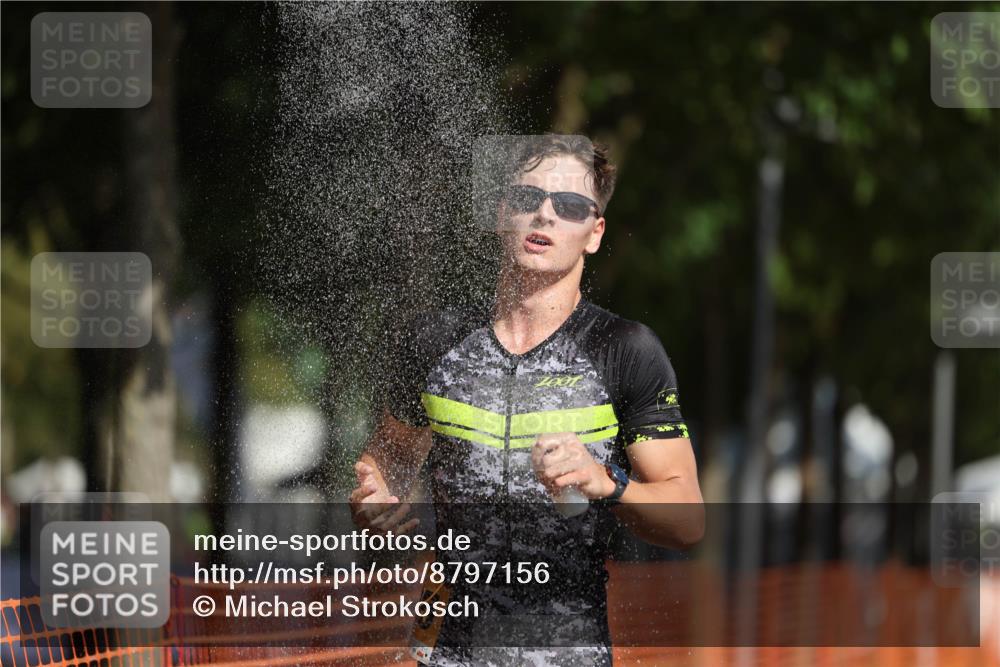 07.09.2025 - 19. Norderstedt Triathlon Michael Strokosch http://msf.ph/oto/8797156 07.09.2025 11:56:29 Laufen 1155, 1175 meine-sportfotos.de