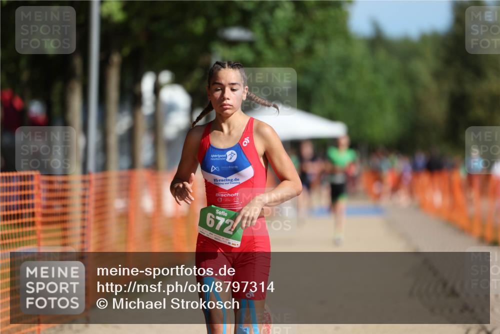 07.09.2025 - 19. Norderstedt Triathlon Michael Strokosch http://msf.ph/oto/8797314 07.09.2025 10:53:46 Laufen 87, 96, 672 meine-sportfotos.de