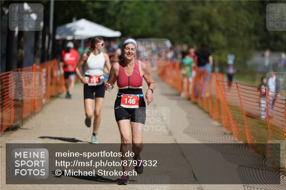 07.09.2025 - 19. Norderstedt Triathlon Michael Strokosch http://msf.ph/oto/8797332 07.09.2025 12:22:17 Laufen 146, 731 meine-sportfotos.de