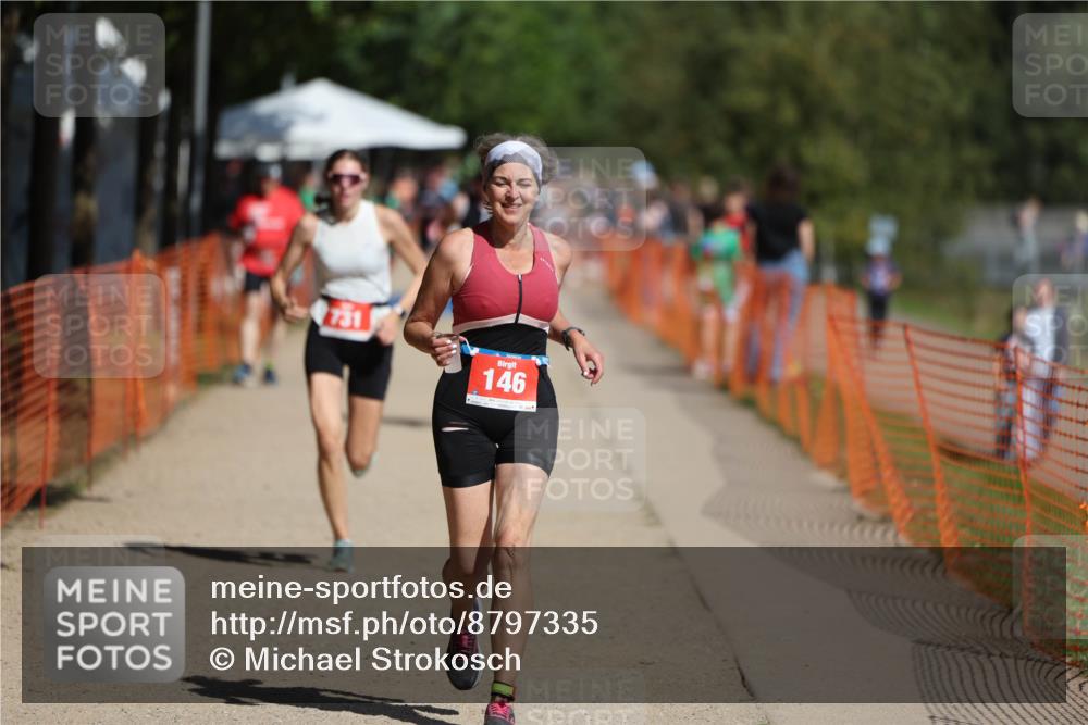 07.09.2025 - 19. Norderstedt Triathlon Michael Strokosch http://msf.ph/oto/8797335 07.09.2025 12:22:18 Laufen 146, 731, 1272 meine-sportfotos.de