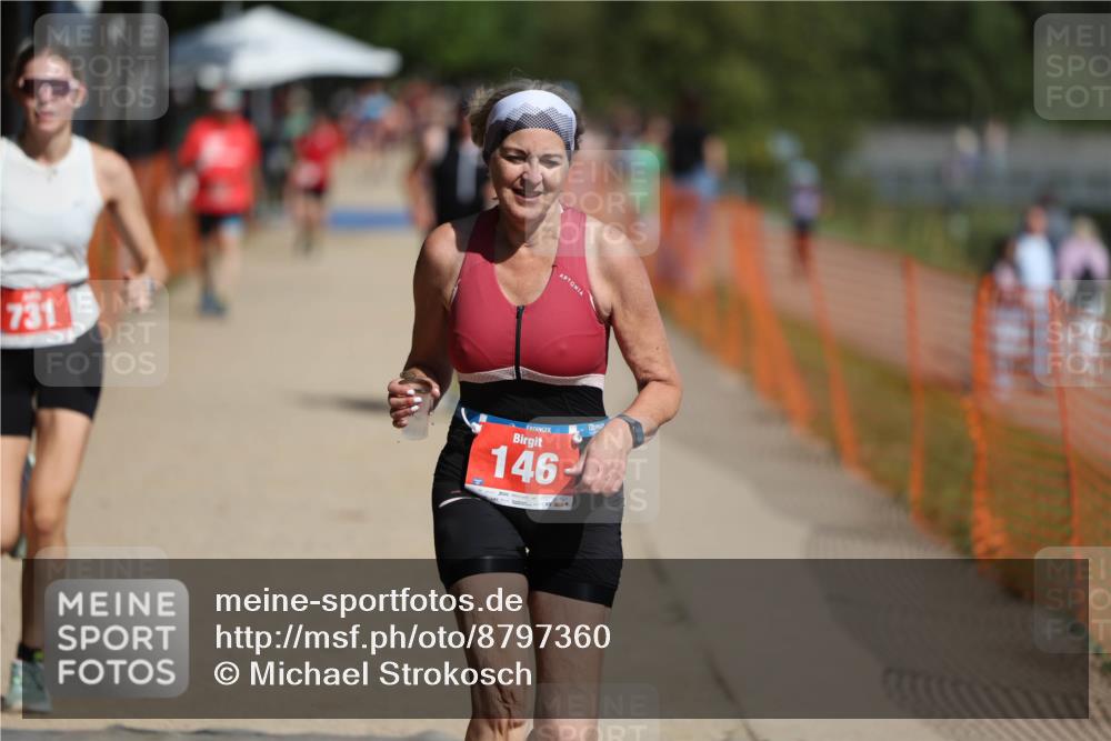 07.09.2025 - 19. Norderstedt Triathlon Michael Strokosch http://msf.ph/oto/8797360 07.09.2025 12:22:21 Laufen 146, 731, 1272 meine-sportfotos.de