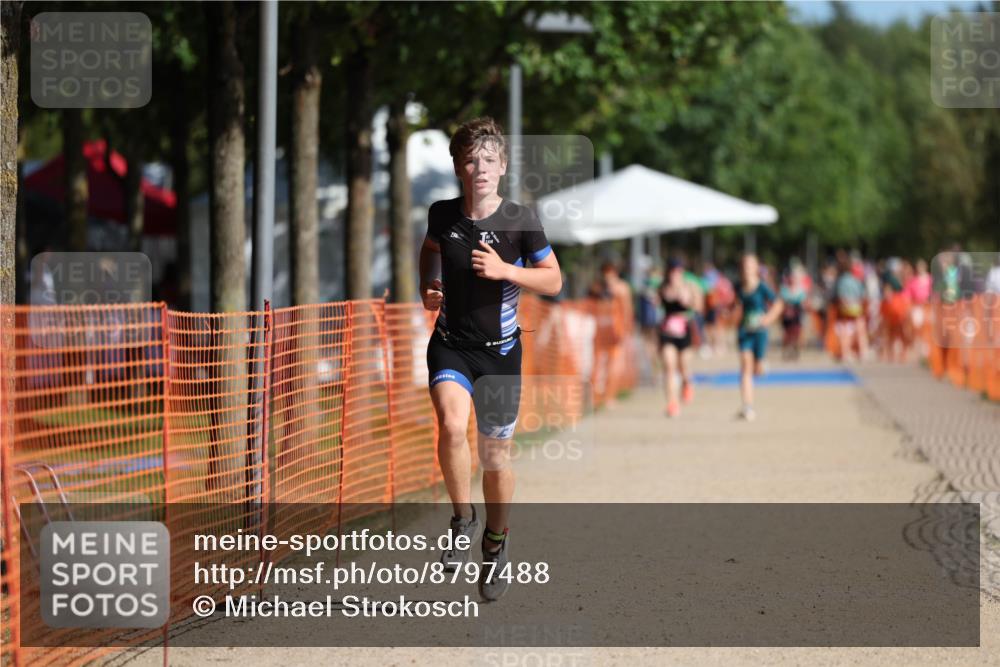 07.09.2025 - 19. Norderstedt Triathlon Michael Strokosch http://msf.ph/oto/8797488 07.09.2025 10:53:54 Laufen 87, 93 meine-sportfotos.de