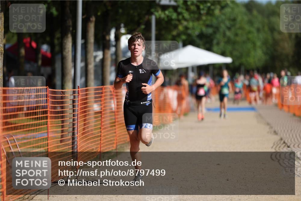 07.09.2025 - 19. Norderstedt Triathlon Michael Strokosch http://msf.ph/oto/8797499 07.09.2025 10:53:55 Laufen 87, 93 meine-sportfotos.de