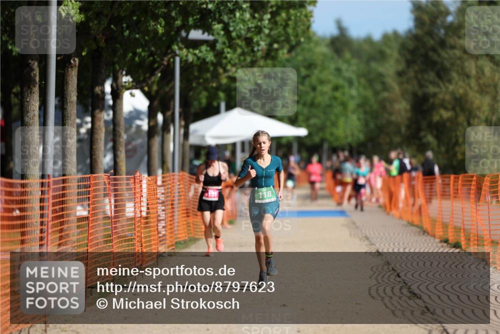 07.09.2025 - 19. Norderstedt Triathlon Michael Strokosch http://msf.ph/oto/8797623 07.09.2025 10:54:00 Laufen 93, 118 meine-sportfotos.de