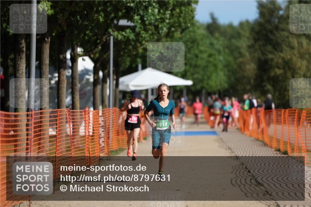 07.09.2025 - 19. Norderstedt Triathlon Michael Strokosch http://msf.ph/oto/8797631 07.09.2025 10:54:00 Laufen 93, 118 meine-sportfotos.de
