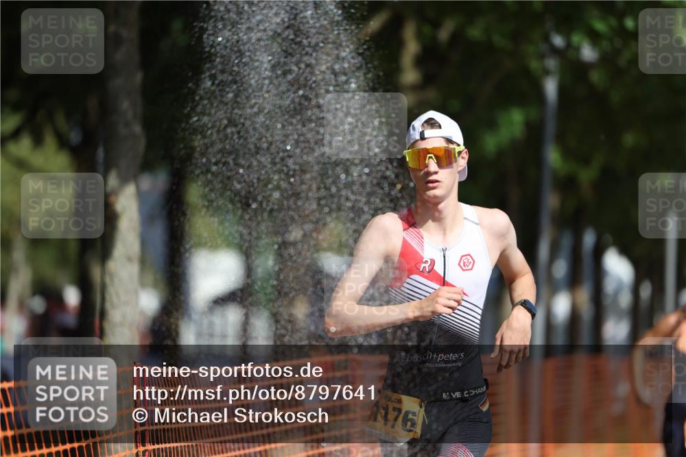 07.09.2025 - 19. Norderstedt Triathlon Michael Strokosch http://msf.ph/oto/8797641 07.09.2025 11:57:03 Laufen 1176, 1195 meine-sportfotos.de