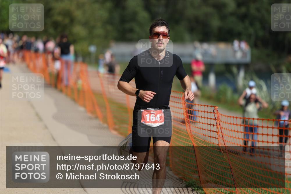 07.09.2025 - 19. Norderstedt Triathlon Michael Strokosch http://msf.ph/oto/8797643 07.09.2025 12:23:03 Laufen 164 meine-sportfotos.de