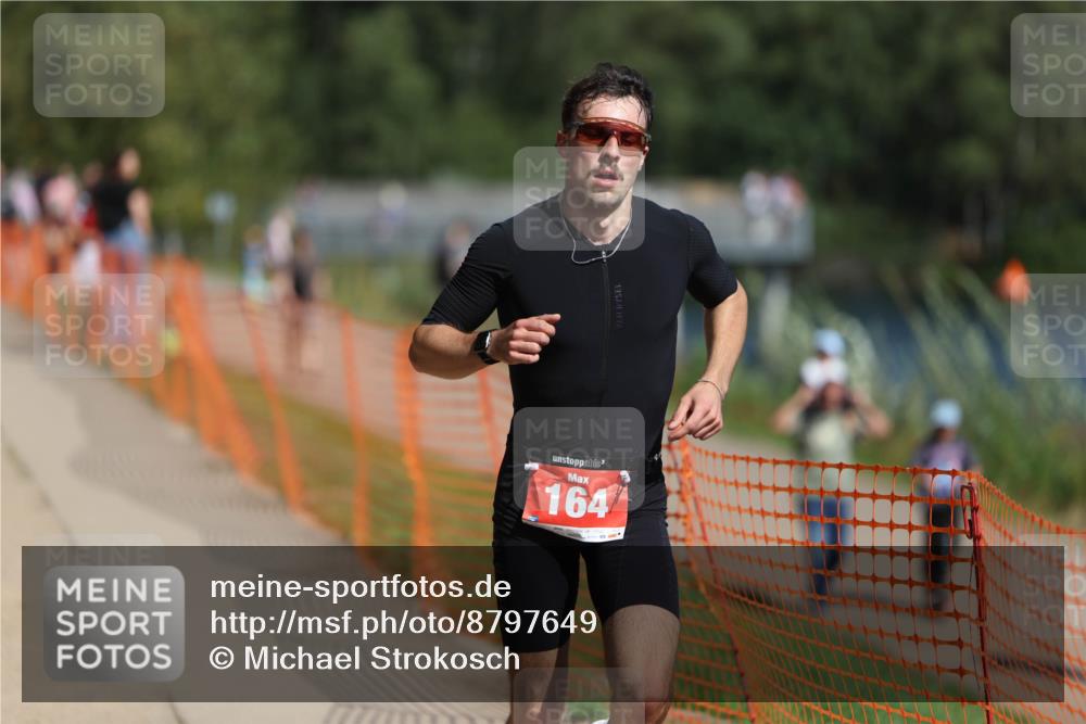 07.09.2025 - 19. Norderstedt Triathlon Michael Strokosch http://msf.ph/oto/8797649 07.09.2025 12:23:04 Laufen 164 meine-sportfotos.de