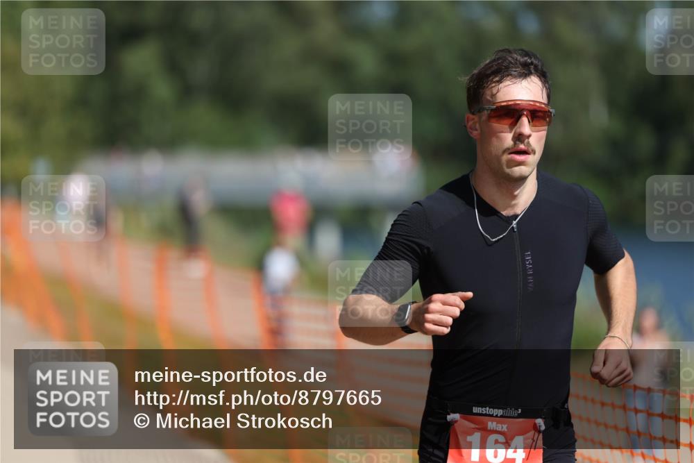07.09.2025 - 19. Norderstedt Triathlon Michael Strokosch http://msf.ph/oto/8797665 07.09.2025 12:23:04 Laufen 164 meine-sportfotos.de