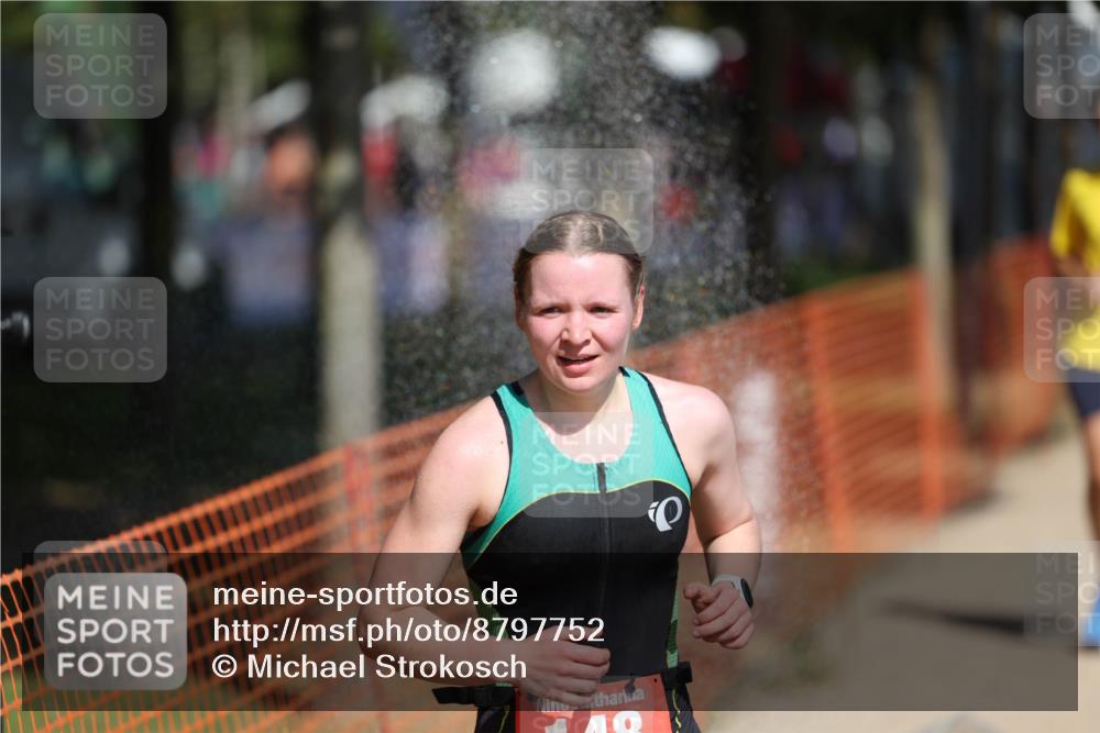 07.09.2025 - 19. Norderstedt Triathlon Michael Strokosch http://msf.ph/oto/8797752 07.09.2025 12:23:22 Laufen 148, 228 meine-sportfotos.de