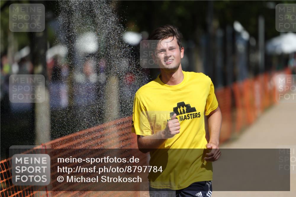 07.09.2025 - 19. Norderstedt Triathlon Michael Strokosch http://msf.ph/oto/8797784 07.09.2025 12:23:25 Laufen 148, 228 meine-sportfotos.de
