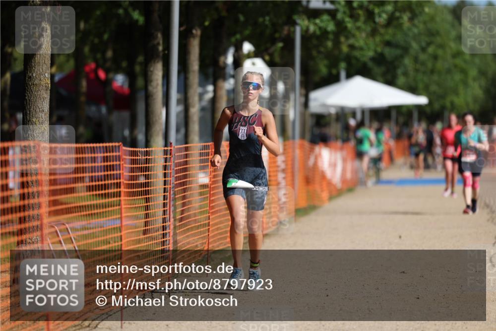 07.09.2025 - 19. Norderstedt Triathlon Michael Strokosch http://msf.ph/oto/8797923 07.09.2025 10:54:17 Laufen 657 meine-sportfotos.de