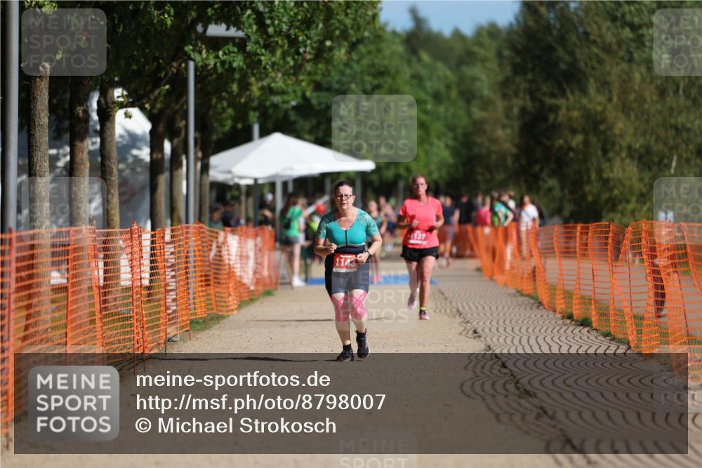 07.09.2025 - 19. Norderstedt Triathlon Michael Strokosch http://msf.ph/oto/8798007 07.09.2025 10:54:22 Laufen 657 meine-sportfotos.de