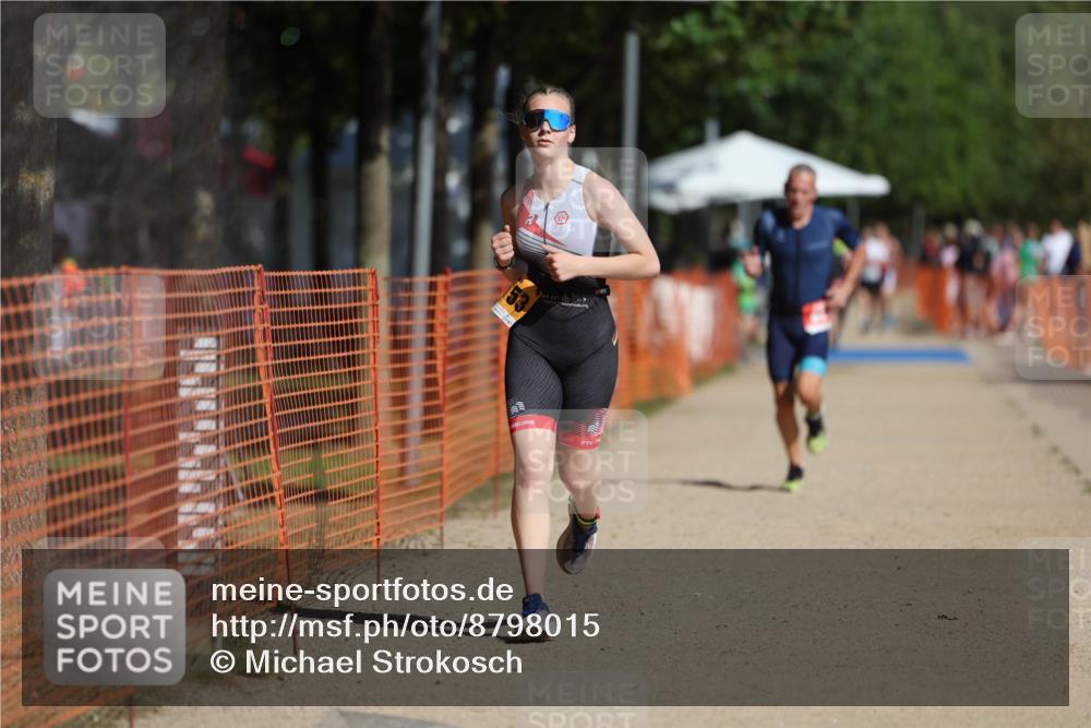 07.09.2025 - 19. Norderstedt Triathlon Michael Strokosch http://msf.ph/oto/8798015 07.09.2025 11:57:25 Laufen 837, 1153, 1162, 1199 meine-sportfotos.de