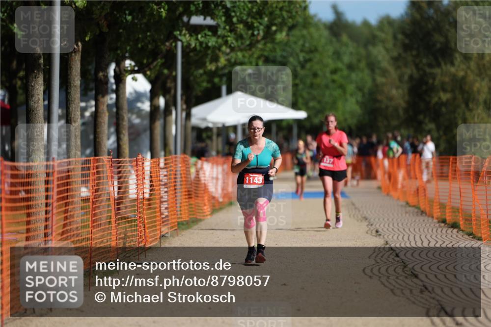 07.09.2025 - 19. Norderstedt Triathlon Michael Strokosch http://msf.ph/oto/8798057 07.09.2025 10:54:23 Laufen 657 meine-sportfotos.de