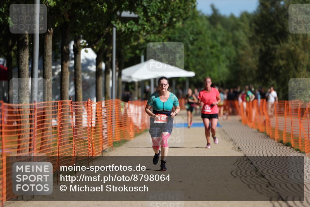 07.09.2025 - 19. Norderstedt Triathlon Michael Strokosch http://msf.ph/oto/8798064 07.09.2025 10:54:23 Laufen 657 meine-sportfotos.de