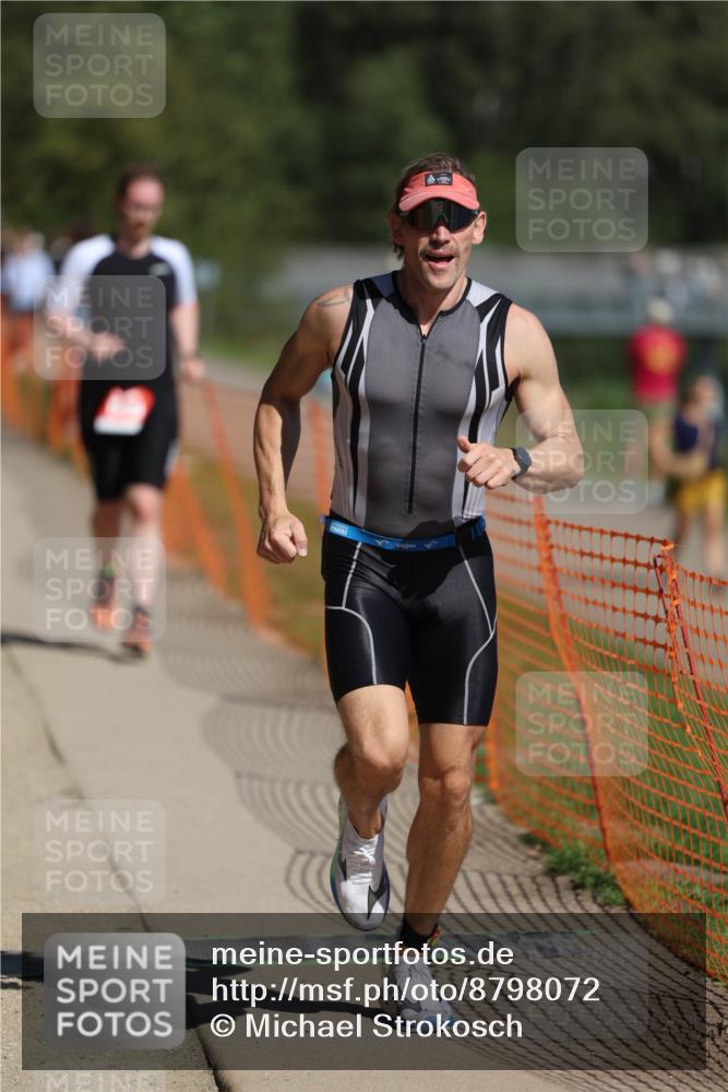 07.09.2025 - 19. Norderstedt Triathlon Michael Strokosch http://msf.ph/oto/8798072 07.09.2025 12:24:15 Laufen 151, 719, 849 meine-sportfotos.de