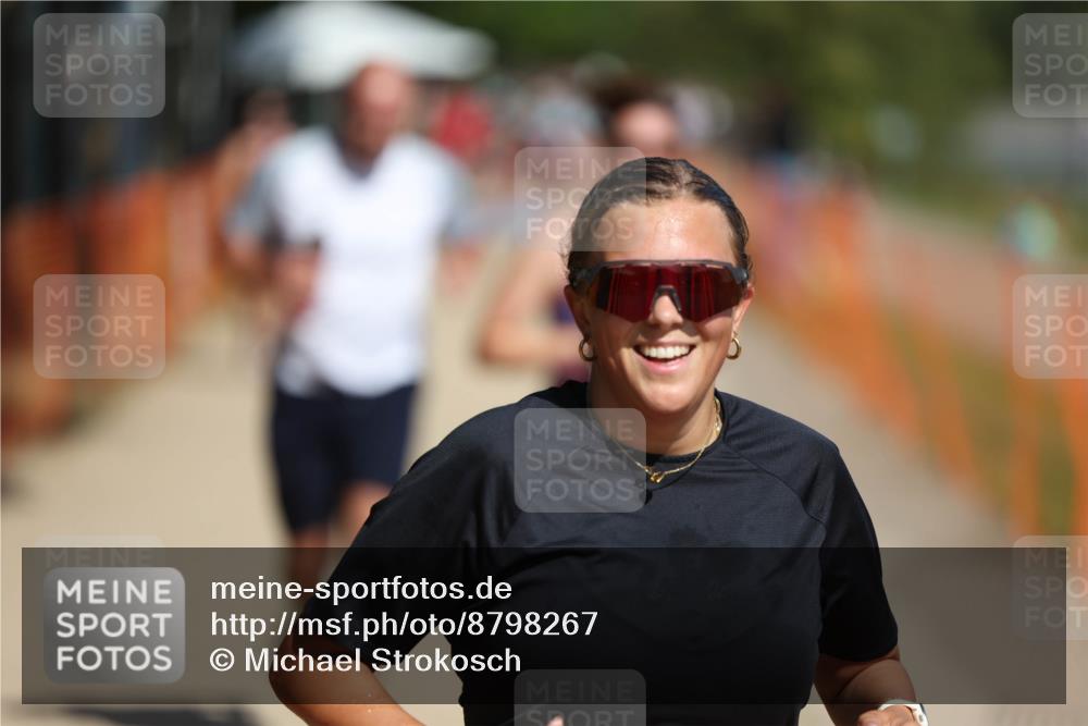 07.09.2025 - 19. Norderstedt Triathlon Michael Strokosch http://msf.ph/oto/8798267 07.09.2025 12:25:03 Laufen 763, 861, 1387 meine-sportfotos.de