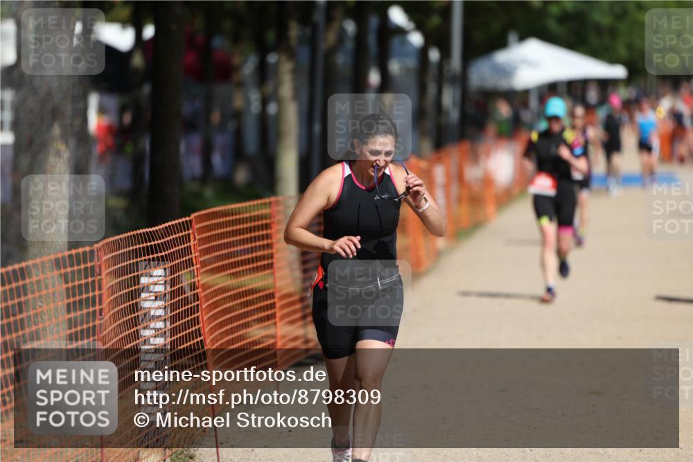 07.09.2025 - 19. Norderstedt Triathlon Michael Strokosch http://msf.ph/oto/8798309 07.09.2025 12:25:13 Laufen 299, 1367, 1380 meine-sportfotos.de